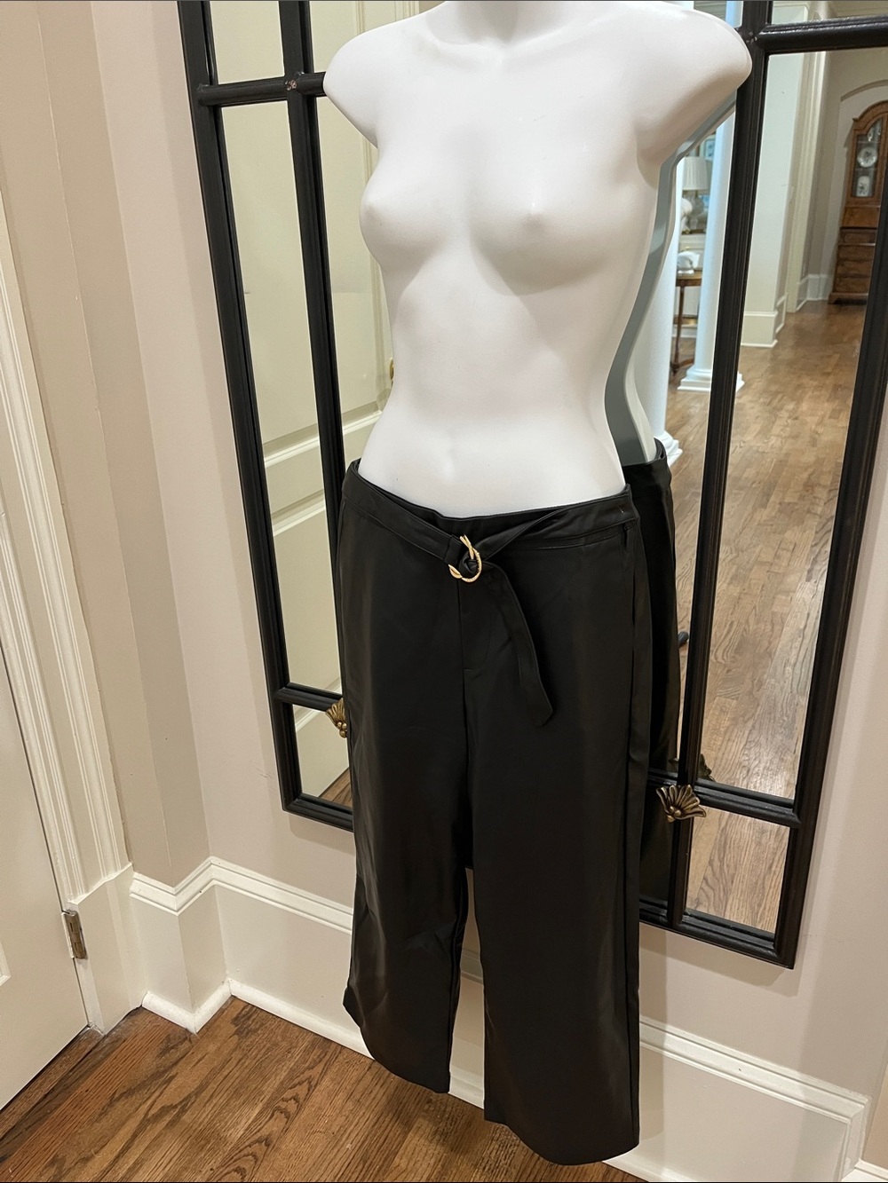 Marc New York Black Wide-Leg Cropped Pants with D-Ring Belt faux leather